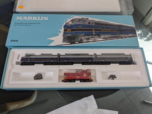 Märklin 37618 emd - h0,